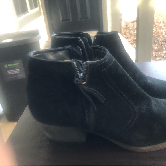 Aquatalia Women’s boots black suede Made In Italy Ankle Booties Boots Size 7.5US - Picture 5 of 12